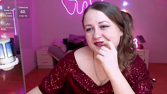 LizzyShine online show from 10, 1, 2025