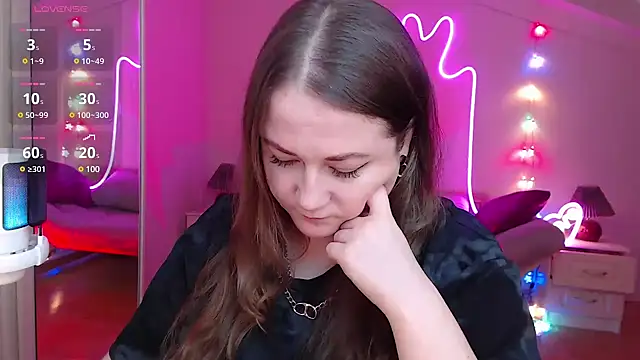 LizzyShine online show from 27, 1, 2025