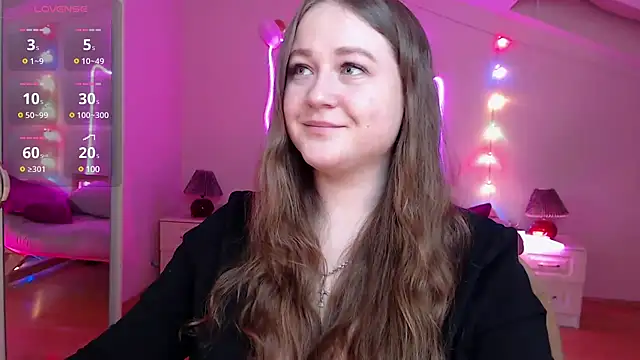 LizzyShine online show from 13, 2, 2025