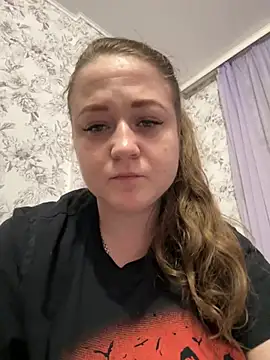 LizzyShine online show from 11, 3, 2025