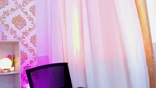 Snapshot of emaa_lambert chatting on 26, 11, 2025 emaa lambert online show from 26, 11, 2025