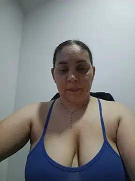 MirandaSoto online show from 22, 5, 2026