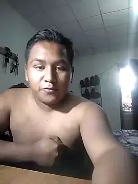 Snapshot of R1ch_Daddy chatting on 16, 12, 2024 R1ch Daddy online show from 16, 12, 2024