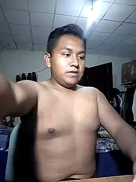 Snapshot of R1ch_Daddy chatting on 18, 12, 2024 R1ch Daddy online show from 18, 12, 2024