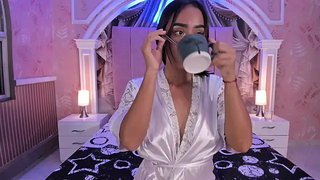 Snapshot of sheyla_sweet18 chatting on 18, 12, 2024 sheyla sweet18 online show from 18, 12, 2024