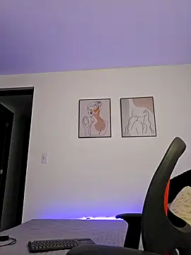 VictoriaEvaans  online show from 25, 1, 2025