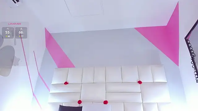 Nicol Betancur online show from 22, 12, 2024