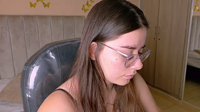 Snapshot of Charlotte_Olsen_ chatting on 30, 6, 2026 Charlotte Olsen online show from 30, 6, 2026