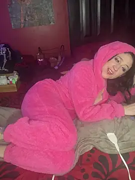 Snapshot of Luluof chatting on 23, 2, 2025 Luluof online show from 23, 2, 2025