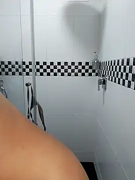 Nanda Vixen online show from 28, 9, 2025