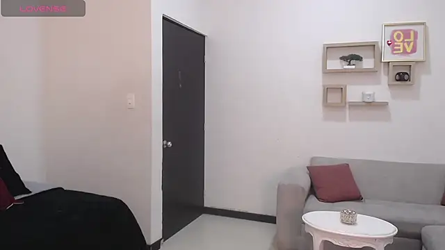 Nami sunny online show from 28, 1, 2025