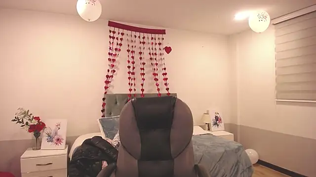 Nami sunny online show from 16, 2, 2025