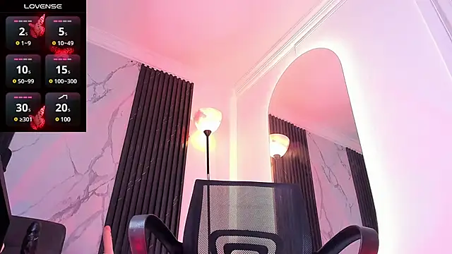 Snapshot of amber__blair chatting on 24, 12, 2024 amber  blair online show from 24, 12, 2024