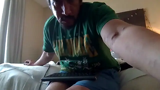 Snapshot of Curved4Pleasure chatting on 10, 3, 2026 Curved4Pleasure online show from 10, 3, 2026