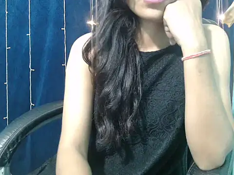 Yashi online show from 6, 11, 2025