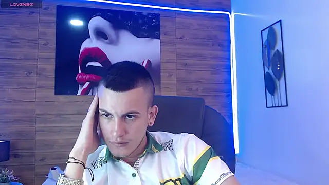 Snapshot of Cerokershelby chatting on 27, 12, 2024 Cerokershelby online show from 27, 12, 2024