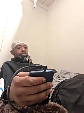 DivineMysticRashaed online show from 5, 4, 2026