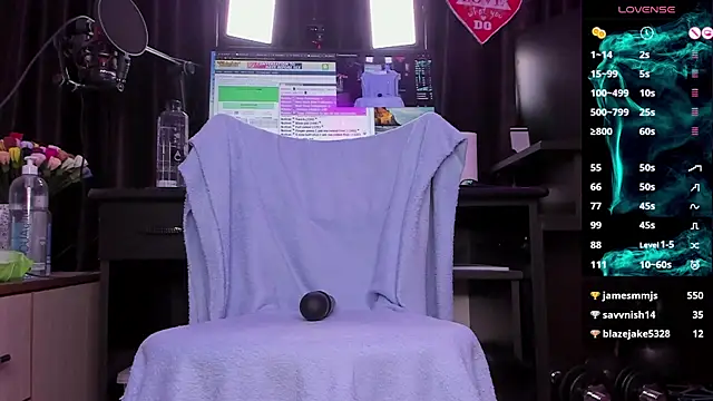 Raissa sky26 online show from 18, 2, 2025