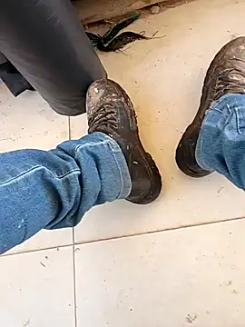 MorenoTatu online show from 15, 4, 2026