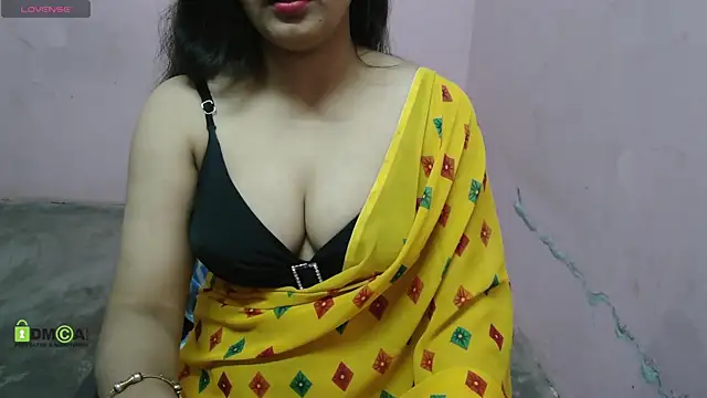 Snapshot of NithyaSingh chatting on 6, 11, 2025 NithyaSingh online show from 6, 11, 2025