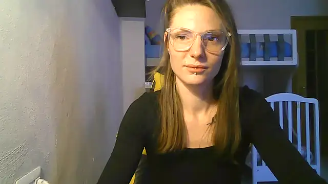 Feli blue online show from 8, 1, 2025