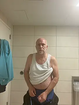 Snapshot of FLSexyGuy chatting on 25, 4, 2026 FLSexyGuy online show from 25, 4, 2026