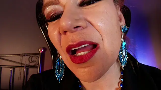 MelaniaKnauss online show from 5, 6, 2026