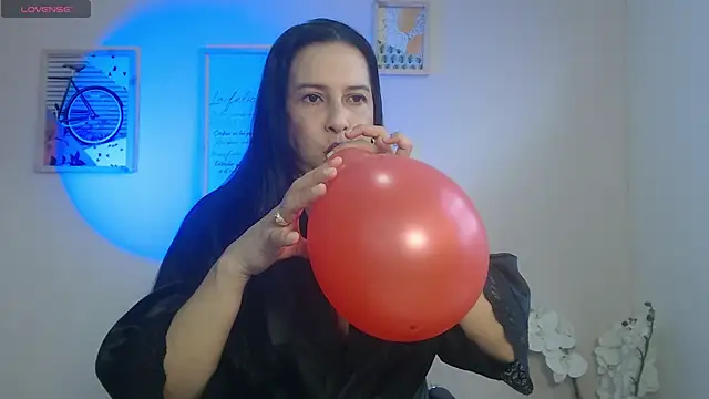 Snapshot of lucy_diiaz chatting on 14, 2, 2025 lucy diiaz online show from 14, 2, 2025