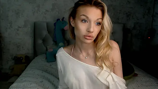 Ella Milla online show from 9, 7, 2026