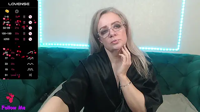 IvanaCharm online show from 13, 2, 2025