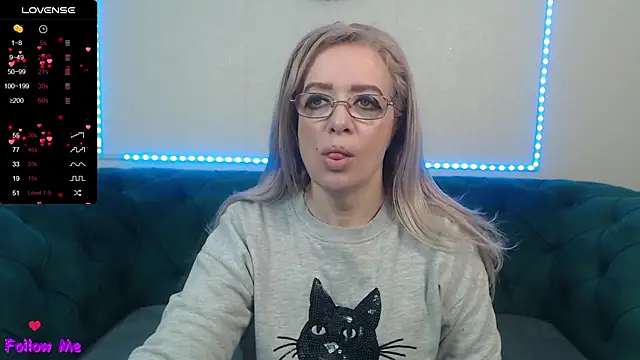 IvanaCharm online show from 10, 3, 2025