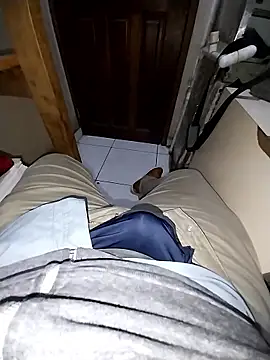 Snapshot of Whiper2024 chatting on 7, 1, 2026 Whiper2024 online show from 7, 1, 2026