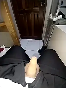 Snapshot of Whiper2024 chatting on 24, 2, 2026 Whiper2024 online show from 24, 2, 2026