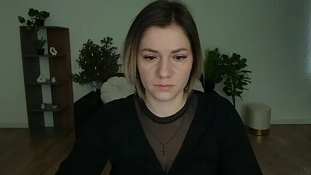 MariaSttone online show from 5, 2, 2025