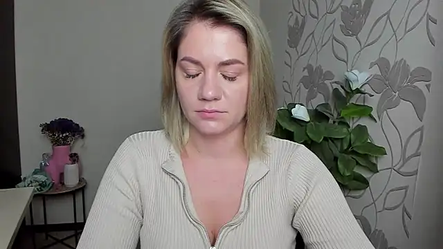 MariaSttone online show from 15, 10, 2025