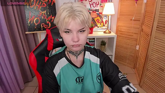 mekurisu online show from 10, 3, 2025