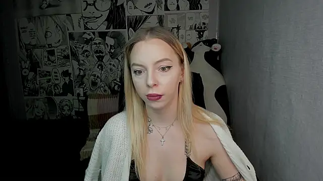 Snapshot of Martha_Cameron chatting on 11, 12, 2024 Martha Cameron online show from 11, 12, 2024