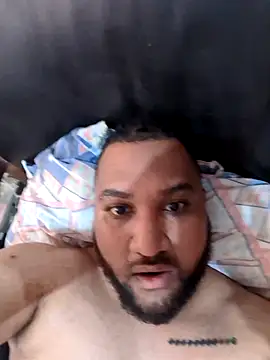 Snapshot of HornyGamerMW chatting on 7, 8, 2026 HornyGamerMW online show from 7, 8, 2026