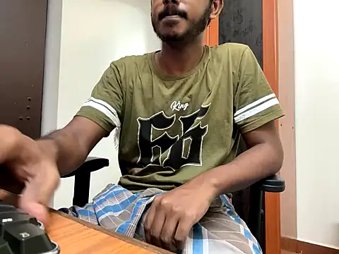 Snapshot of Awesomehotboy chatting on 24, 5, 2026 Awesomehotboy online show from 24, 5, 2026