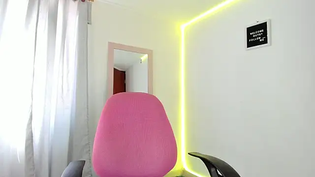 Anniie grey online show from 5, 12, 2024