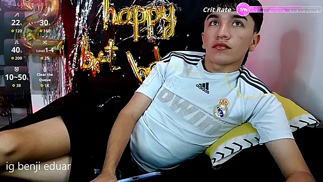 Snapshot of benji_hoter chatting on 12, 6, 2026 benji hoter online show from 12, 6, 2026
