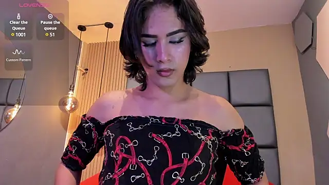 Snapshot of HOTTY_RED_ chatting on 19, 12, 2024 HOTTY RED online show from 19, 12, 2024