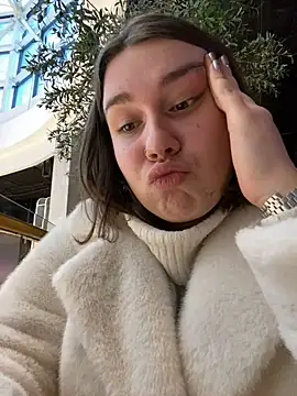 SuzieMurray online show from 17, 12, 2024