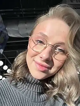 CaseyStar online show from 3, 2, 2025