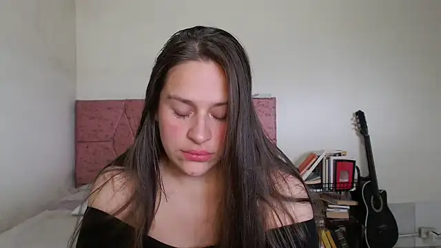 Snapshot of Serenity chatting on 4, 7, 2026 Serenity online show from 4, 7, 2026