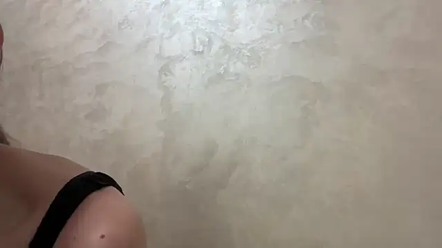 CaitlinaJayne23 online show from 25, 2, 2026