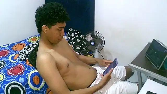 Snapshot of sexy_diamante_ chatting on 21, 9, 2025 sexy diamante  online show from 21, 9, 2025