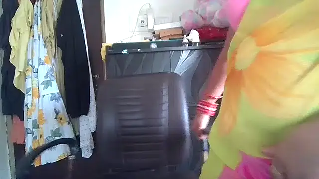sexy-honey09 online show from 8, 6, 2026