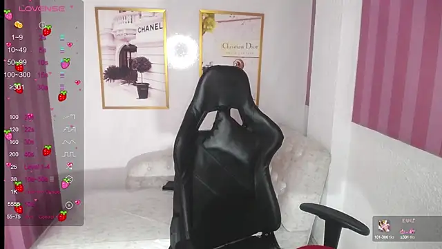 Snapshot of Laia_angel_b chatting on 29, 1, 2025 Laia angel b online show from 29, 1, 2025