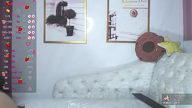 Snapshot of Laia_angel_b chatting on 2, 2, 2025 Laia angel b online show from 2, 2, 2025